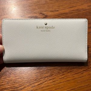 Ivory Kate spade ivory wallet bifold